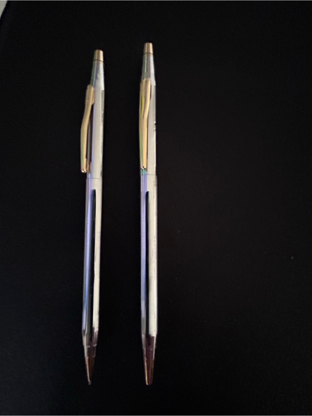 CROSS PEN & PENCIL SET. 
Classic Century Medalist Cross Pen & Pencil Set
